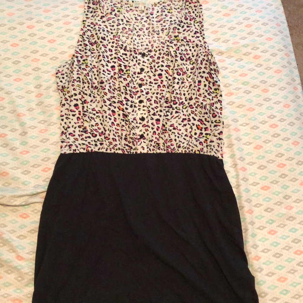 NEVER WORN